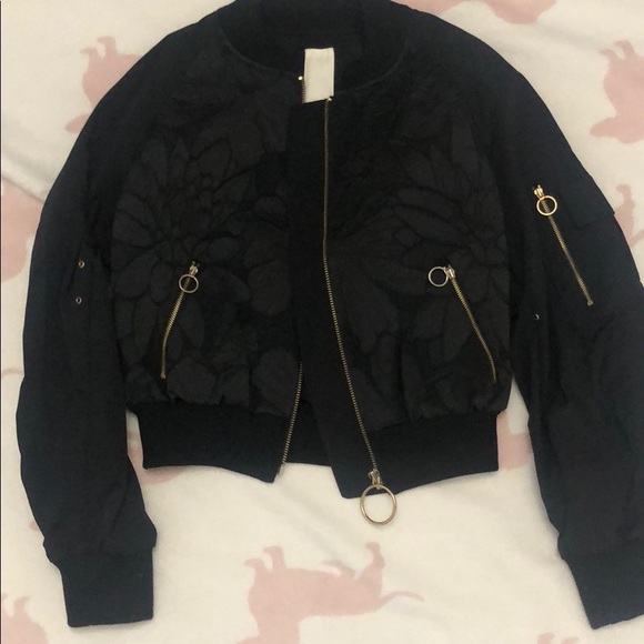 NWOT—O’2nd Black Copped Bomber jacket, us2 - Picture 3 of 7
